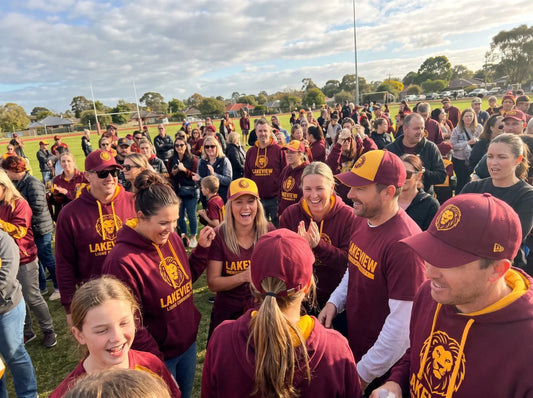 Spirit Wear and Online Team Stores: A Guide for Schools and Clubs